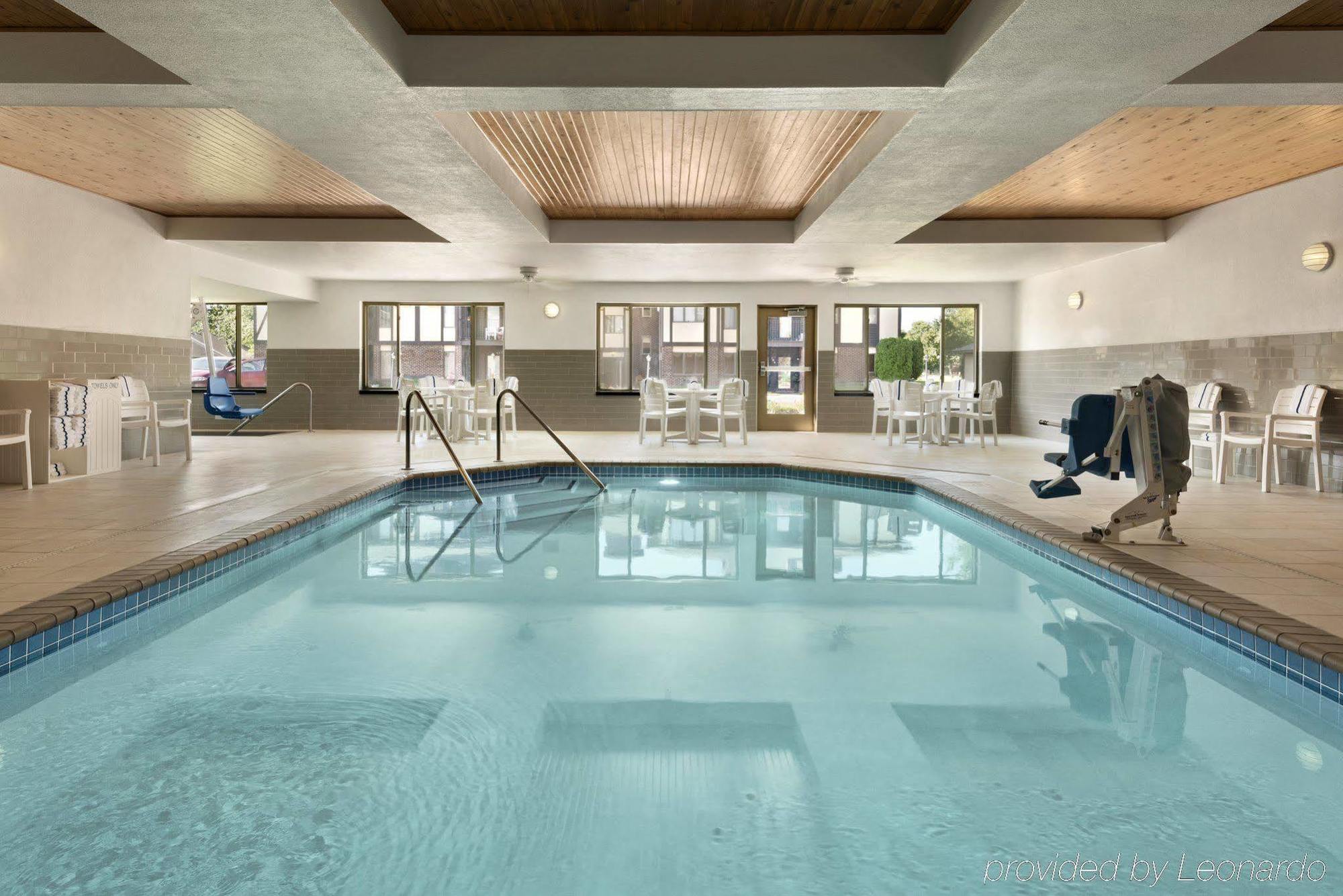 Country Inn & Suites By Radisson, St Cloud West, Mn Сент-Клауд Екстер'єр фото